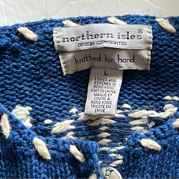 VTG Northern Isles Hand Knit Blue/White Winter Village Cardigan Sweater Large - Picture 4 of 14